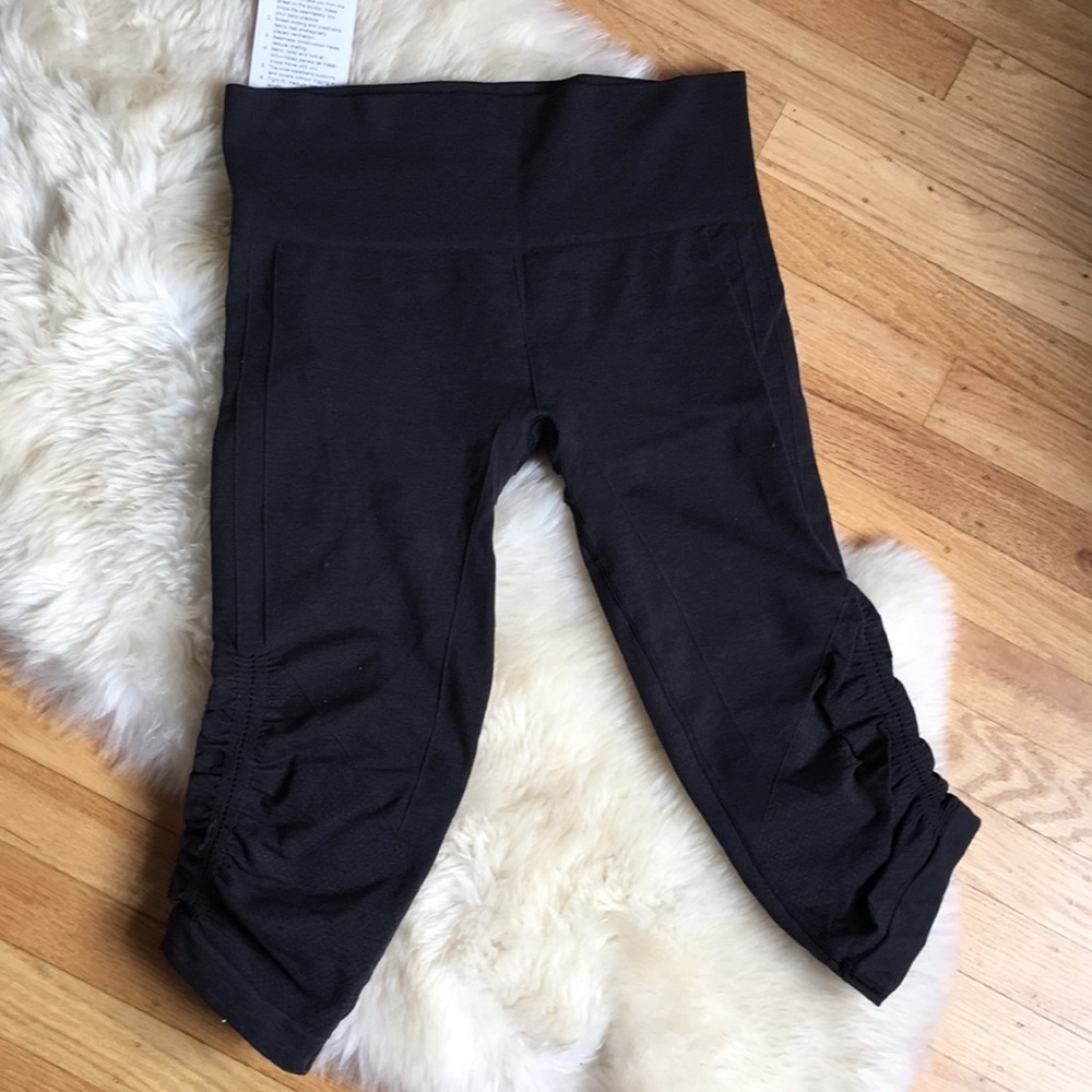 Seamlessly Street Crop